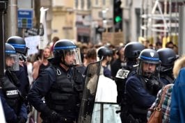Arrestation de lycéens à Mantes-la-Jolie, quelles limites en droit ?