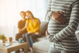 La gestation pour autrui revient devant la Cour EDH