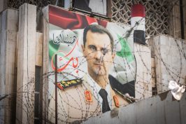 Quelle portée pour le mandat d’arrêt international visant Bachar al-Assad ?