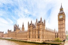 Brexit : un projet de loi controversé publié par le gouvernement britannique