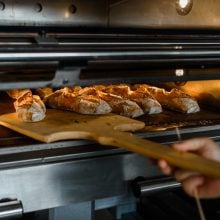 Travail le 1er mai : la baguette artisanale est-elle un service essentiel ?