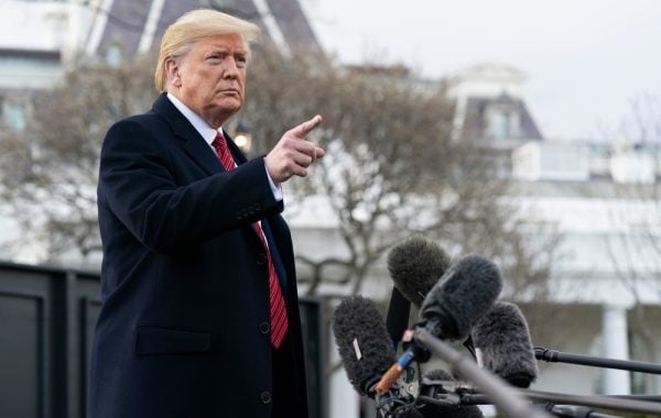Éloignement des étrangers par les États-Unis : Trump se conforme-t-il au droit ?