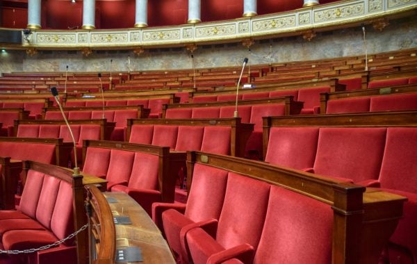 Une nouvelle session extraordinaire du Parlement …. Comment ça marche ?