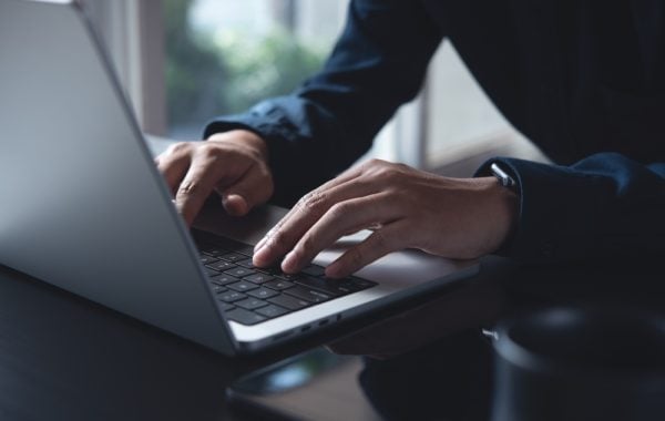 Télétravail : ce que cristallise le grand retour au bureau