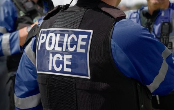 Mort de Renee Good : quelles suites judiciaires pour l&rsquo;agent de l’ICE auteur des tirs ?