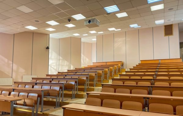 Mort de Quentin Deranque : peut-on interdire les événements à caractère politique dans les universités ?