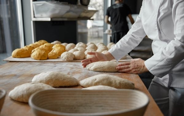 Travail le 1er mai : une loi sous pression