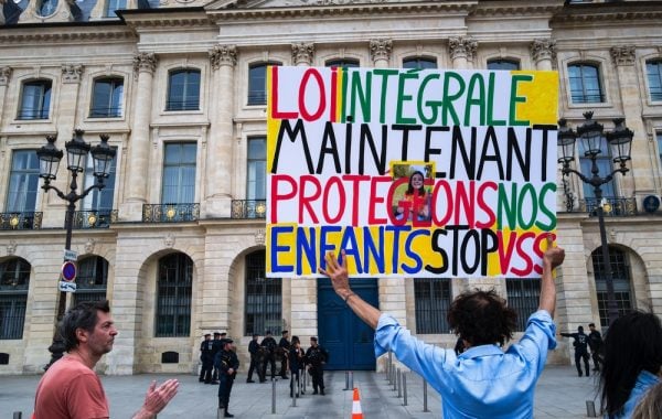 Violences sexuelles faites aux enfants : la Ciivise remet son rapport d’évaluation au gouvernement