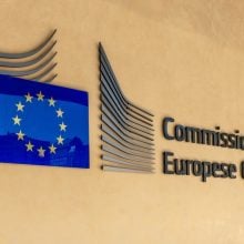 Majorité numérique : Bruxelles met un coup d&rsquo;arrêt au Parlement français