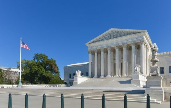 États-Unis : la Cour suprême renforce le pouvoir du président américain sur les agences fédérales